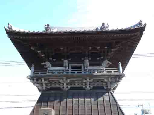 the bell in the bell tower in Shokakuji
