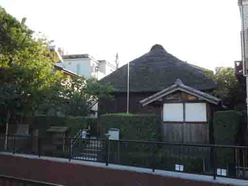 an old house in Urayasu